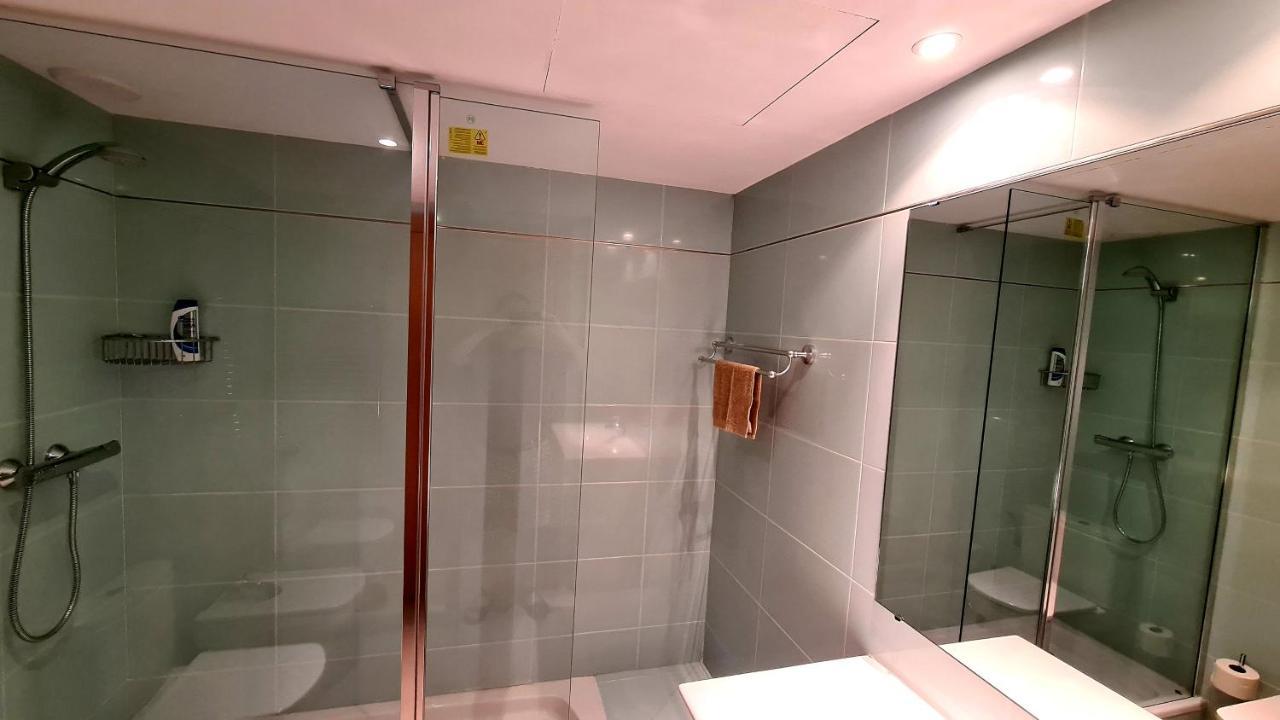 Forum-Ccib-Relax Flats Sant Adria de Besos Ngoại thất bức ảnh